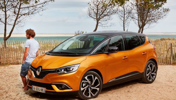 Prova nuova Renault Scenic: ora con il benzina TCe da 115, 140 e 160CV [VIDEO] - Foto 1 di 24