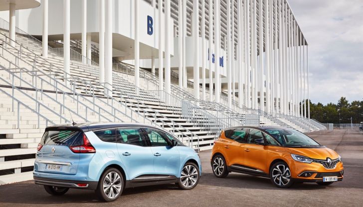 Renault Scenic: la nuova generazione 2024 sarà un crossover elettrico - Foto 6 di 24