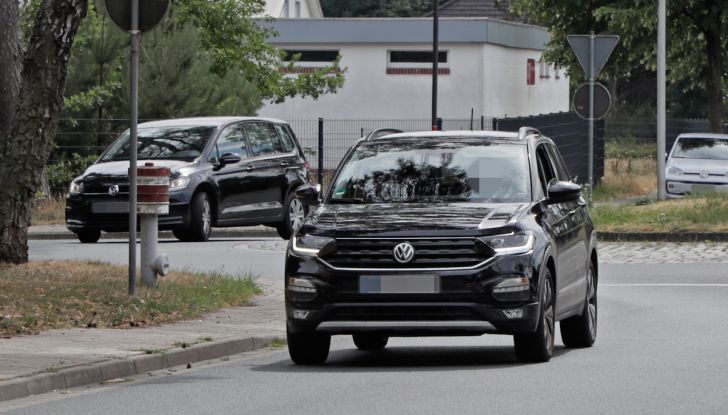 Volkswagen T-Cross First Edition: il City SUV compatto e funzionale - Foto 1 di 12