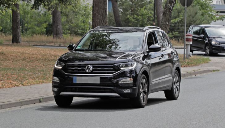 Volkswagen T-Cross First Edition: il City SUV compatto e funzionale - Foto 2 di 12