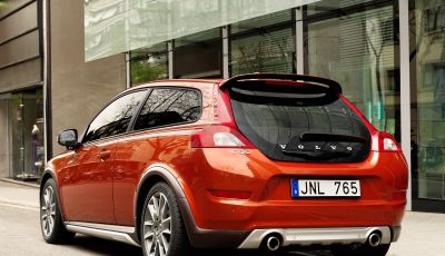 Volvo si elettrifica acquistando FreeWire Technologies