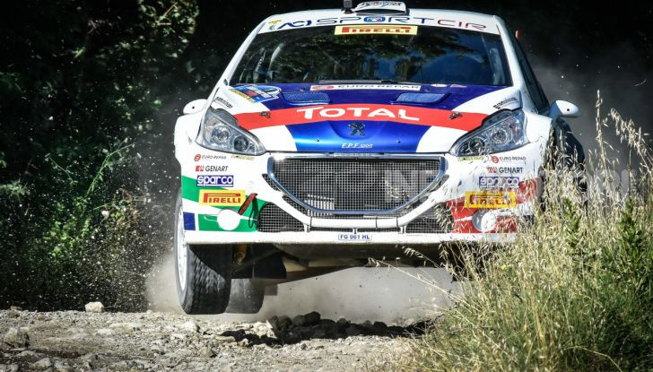 Belli carichi i piloti Peugeot invista del Rally Adriatico - Foto  di 