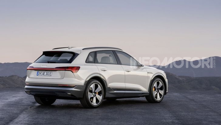 Audi e-tron debutta in Italia, prezzi da 83.930 euro - Foto 3 di 20
