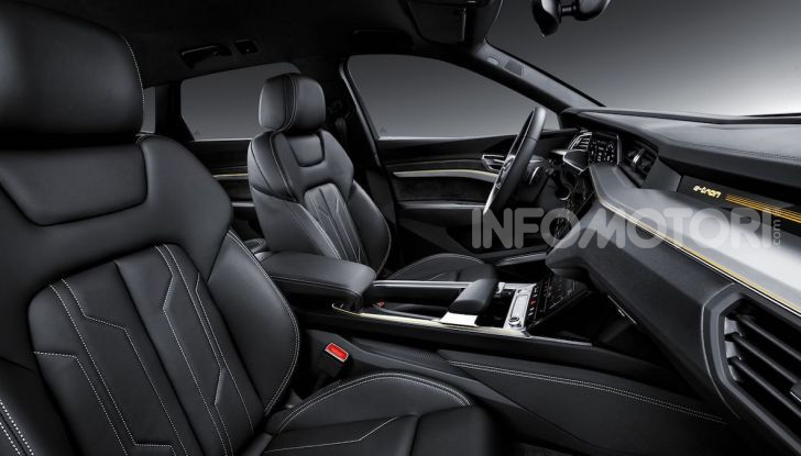 Audi e-tron debutta in Italia, prezzi da 83.930 euro - Foto 7 di 20