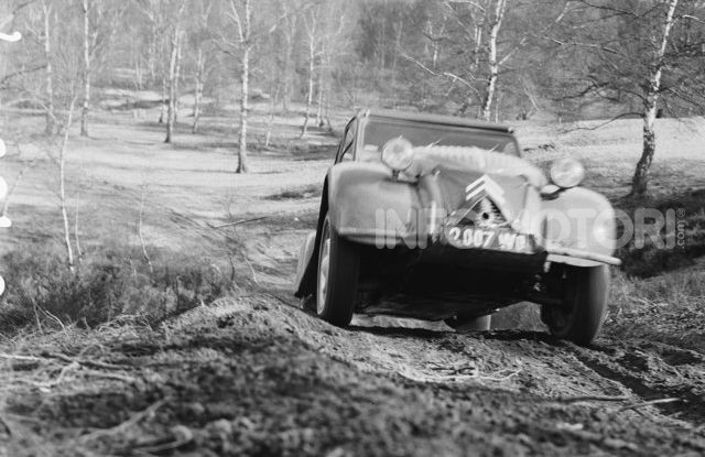 La Citroën 2CV versione 4×4 - Foto 7 di 17