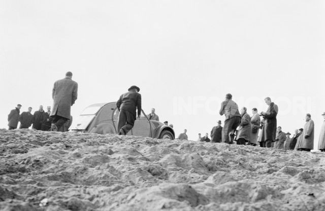 La Citroën 2CV versione 4×4 - Foto 8 di 17