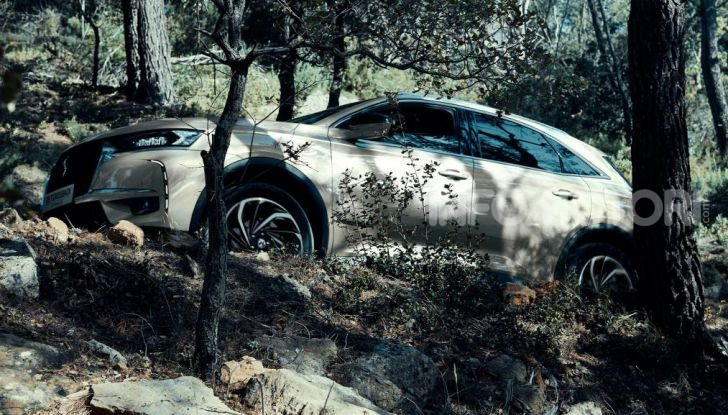 DS 7 Crossback E-Tense 4×4, ibrida a trazione integrale - Foto 8 di 11