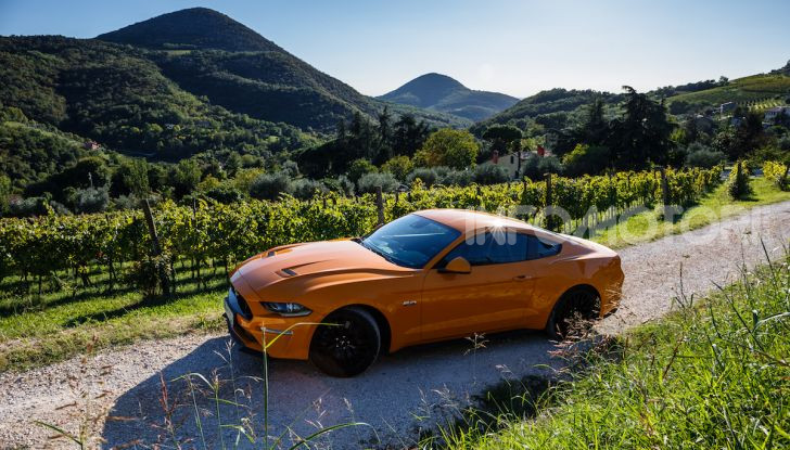 Nuova Ford Mustang GT 2018: La prova del V8 da 450CV - Foto 27 di 27