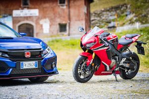 Passo dello Stelvio in 6 ruote: Honda Civic Type-R e Honda CBR 1000RR Fireblade 2018