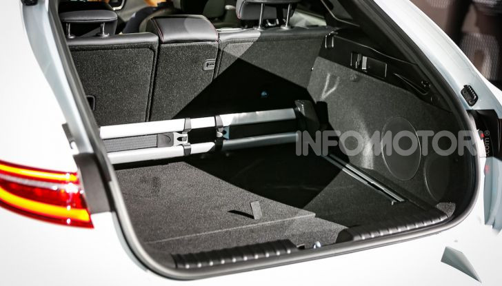 KIA ProCeed 2018, la nuova Shooting Brake Made in Europe - Foto 5 di 17