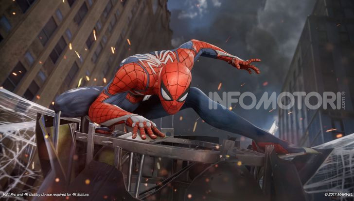 Spider-Man per PS4 a Milano: l’eroe Marvel salva un bus in Darsena - Foto 3 di 11