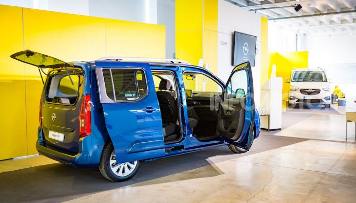 Opel Combo Life: tecnologia, sicurezza e spazio in abbondanza - Foto 12 di 37
