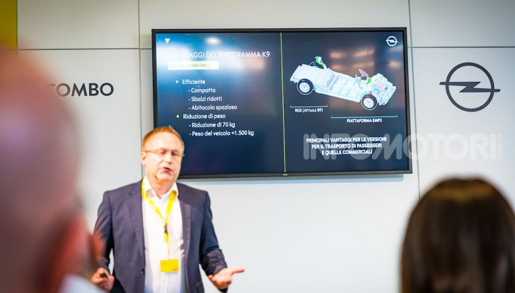 Opel Combo Life: tecnologia, sicurezza e spazio in abbondanza - Foto 18 di 37