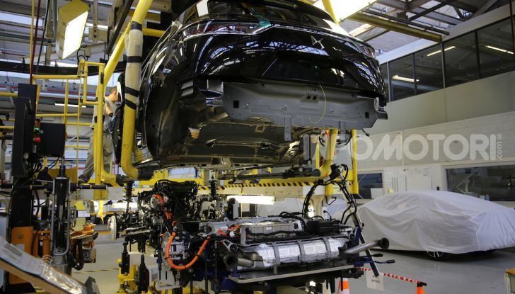 Fusione FCA-PSA: nasce Stellantis, 4° costruttore mondiale dell’automotive - Foto 3 di 12