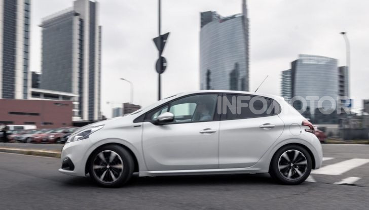 Peugeot 208 Signature, 1.200 esemplari dal design esclusivo - Foto 4 di 10