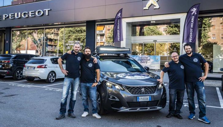 Peugeot 3008 protagonista del Silk Way Rally 2018 - Foto 1 di 8