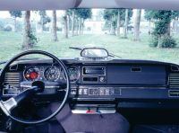 DS all’origine dell’avanguardia: fibre ottiche nel cruscotto