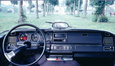 DS all’origine dell’avanguardia: fibre ottiche nel cruscotto