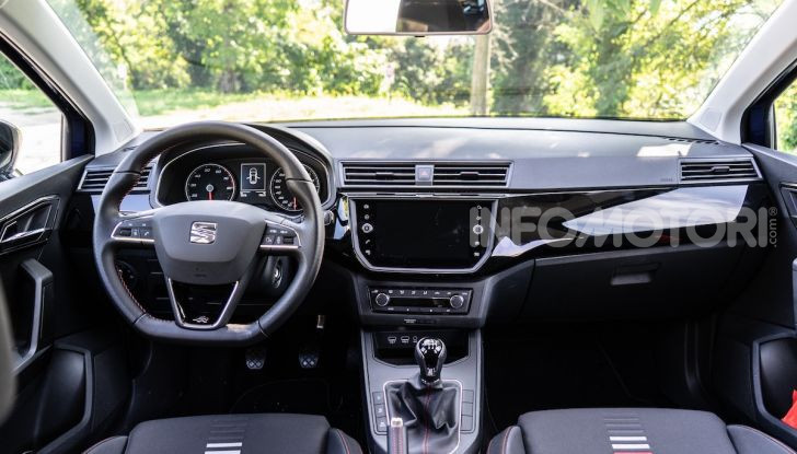 Prova nuova Seat Ibiza 2018: a bordo della FR 1.0 da 115CV - Foto 14 di 22