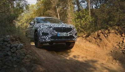 Seat Tarraco, test su strada in vista del debutto