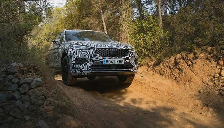 Seat Tarraco, test su strada in vista del debutto - Foto 3 di 7