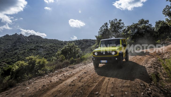 Prova nuova Suzuki Jimny 2018: il fuoristrada senza limiti Made in Japan - Foto 14 di 31