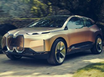 BMW Vision iNext, il crossover elettrico del futuro