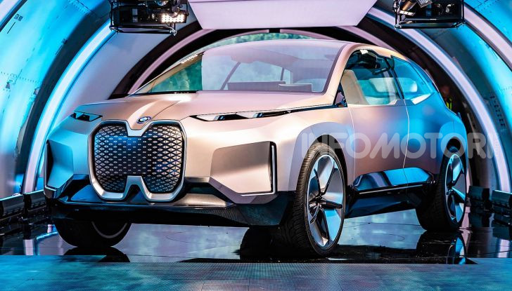 BMW Vision iNext, il crossover elettrico del futuro - Foto 10 di 14