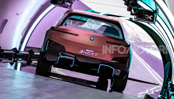 BMW Vision iNext, il crossover elettrico del futuro - Foto 13 di 14