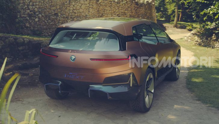 BMW Vision iNext, il crossover elettrico del futuro - Foto 2 di 14