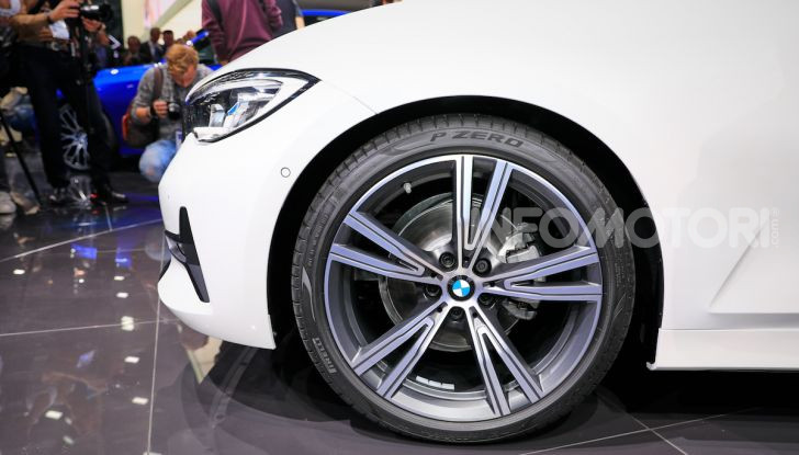 Nuova BMW Serie 3, la berlina dell’elica pronta al debutto - Foto 16 di 35