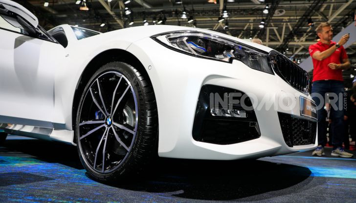 Nuova BMW Serie 3, la berlina dell’elica pronta al debutto - Foto 33 di 35