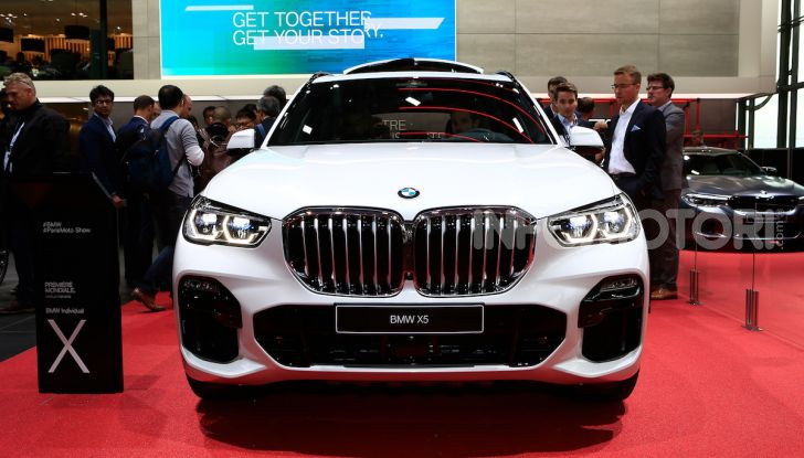 BMW X5, la quarta generazione debutta su strada - Foto 7 di 23