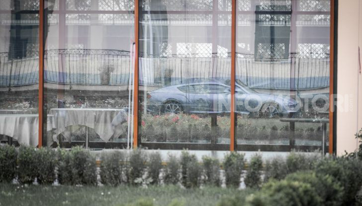 Nuova Bentley Continental GT 2018: la prova della Gran Turismo perfetta - Foto 22 di 48