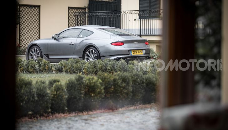 Nuova Bentley Continental GT 2018: la prova della Gran Turismo perfetta - Foto 33 di 48