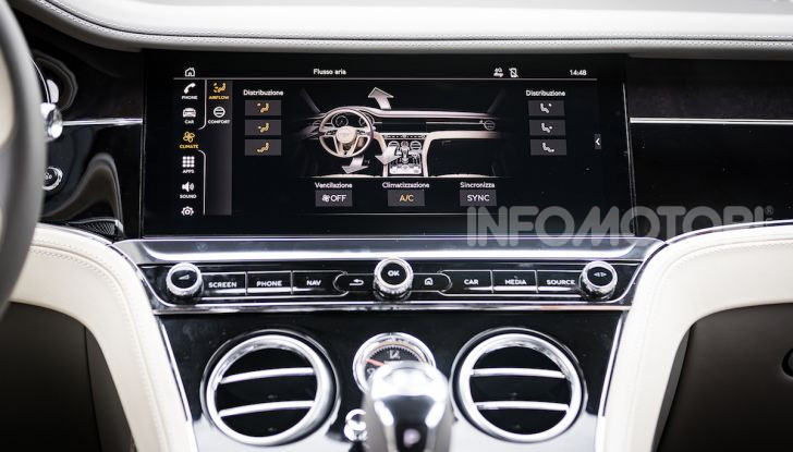 Nuova Bentley Continental GT 2018: la prova della Gran Turismo perfetta - Foto 37 di 48
