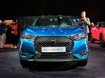 DS 3 Crossback, il SUV urbano ibrido ed elettrico