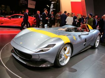Ferrari Monza SP1 e SP2, nasce la serie limitata Icona