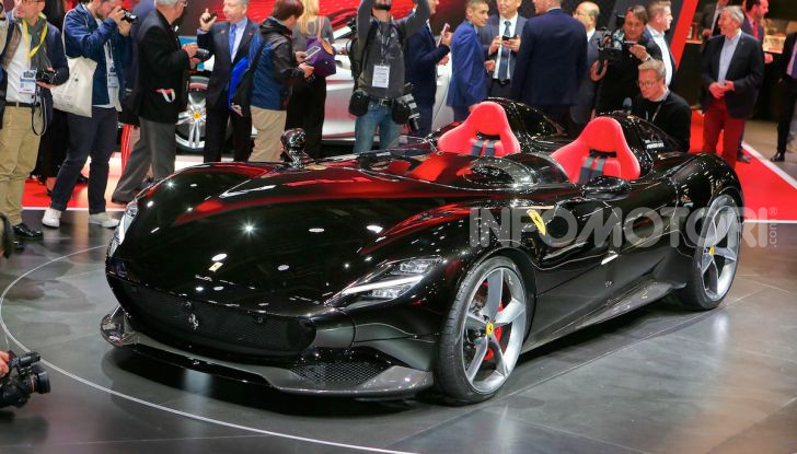 Ferrari SP48 Unica: la special retrò su base F8 Tributo arriva nel 2022 - Foto 18 di 21
