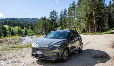 Hyundai Kona EV, test drive del SUV elettrico