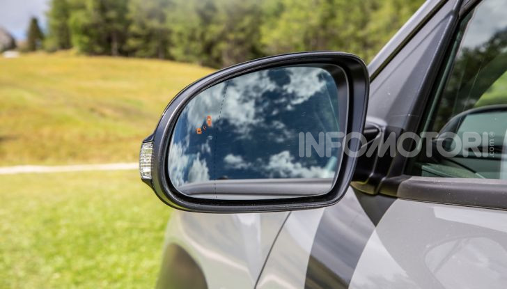 Hyundai Kona EV, test drive del SUV elettrico - Foto 4 di 18