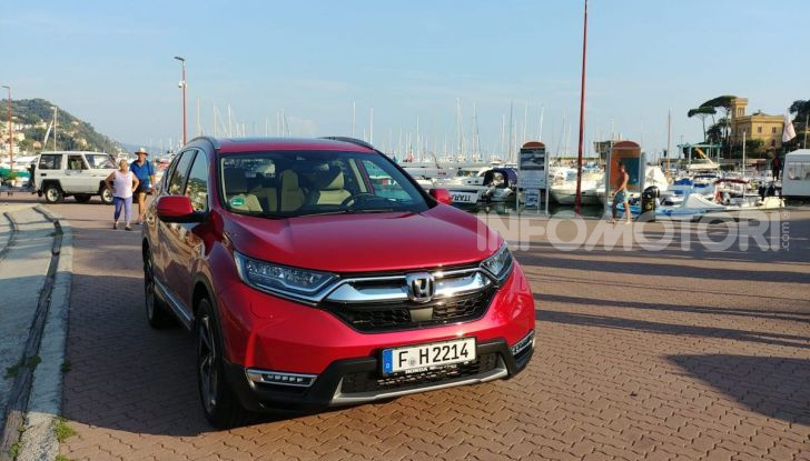 Nuova Honda CR-V 2018, la prova del SUV nipponico con motore V-TEC - Foto 2 di 27