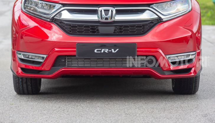 Nuova Honda CR-V 2018, la prova del SUV nipponico con motore V-TEC - Foto 20 di 27