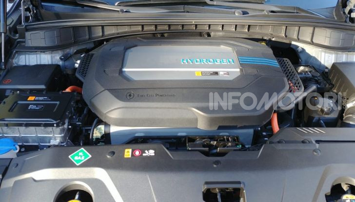 Prova Hyundai Nexo 2018: Il SUV a Idrogeno è già presente - Foto 7 di 9