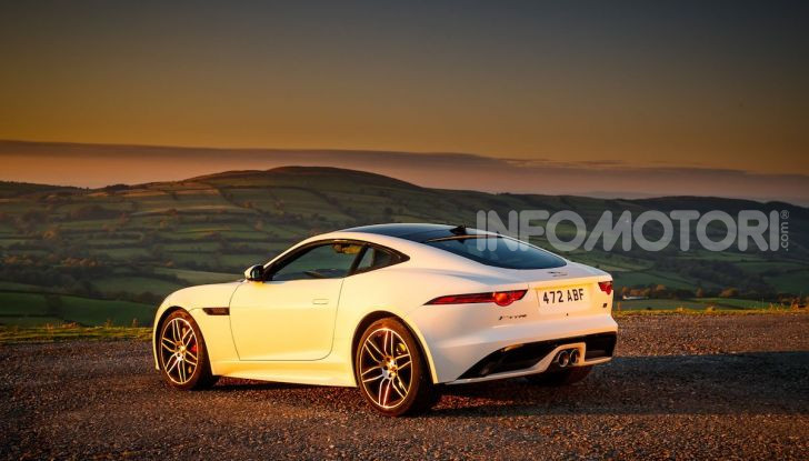 Jaguar F-Type Chequered Flag Limited Edition - Foto 7 di 10