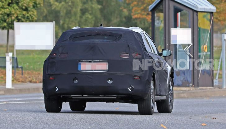 Kia Xceed: come sarà il nuovo mini SUV coreano - Foto 15 di 31