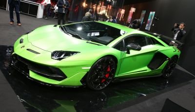 Lamborghini Aventador SVJ: 770 CV e 350 km/h