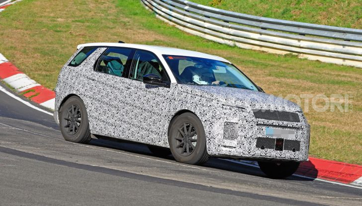Land Rover Discovery Sport 2020: facelift ibrido ad alta tecnologia - Foto 14 di 29