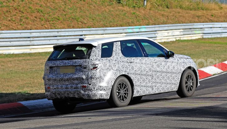 Land Rover Discovery Sport 2020: facelift ibrido ad alta tecnologia - Foto 16 di 29