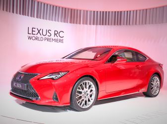 Lexus RC 2019, la Coupé di lusso ad alte prestazioni